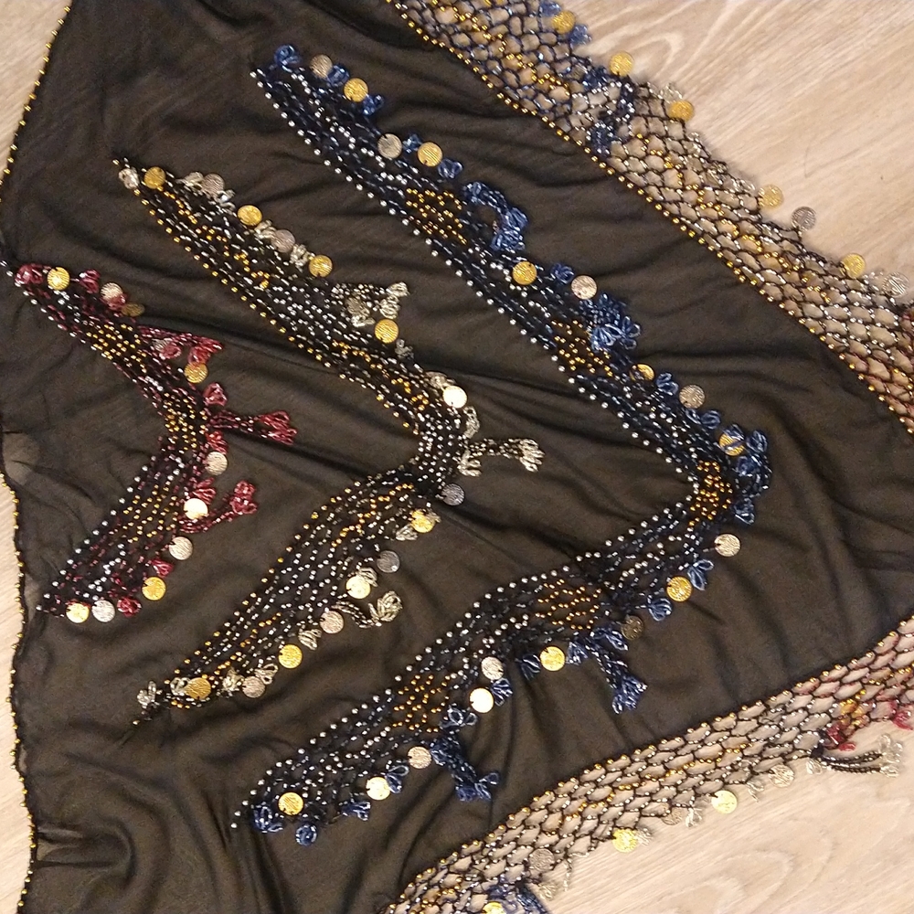 Fancy Scarf or Shawl - Picture 2 of 5